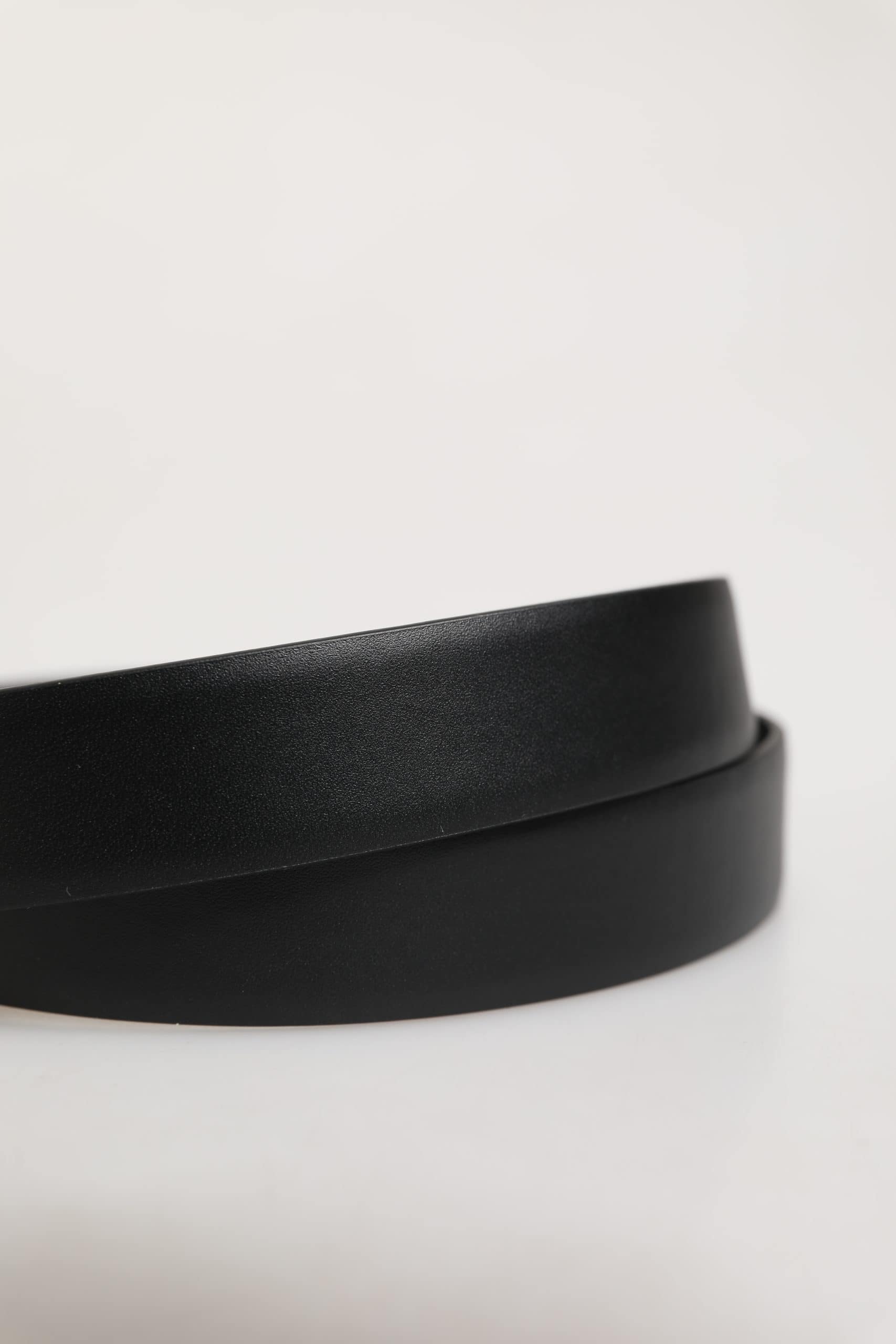 Dolce & Gabbana Men Black Classic Leather Metal Buckle Belt - Image 5