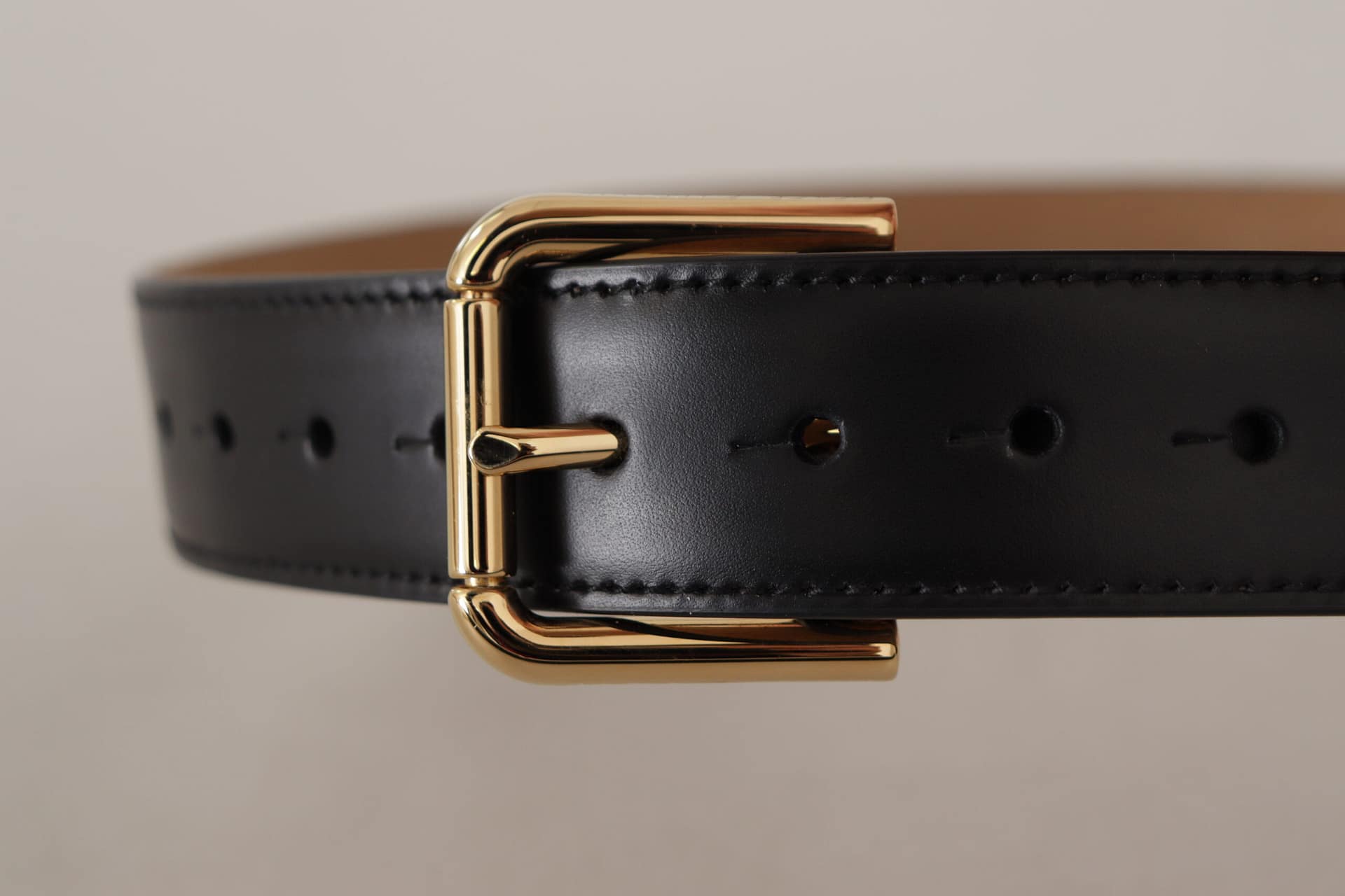 Dolce & Gabbana Black Solid Leather Classic Gold Waist Buckle Belt - Image 4
