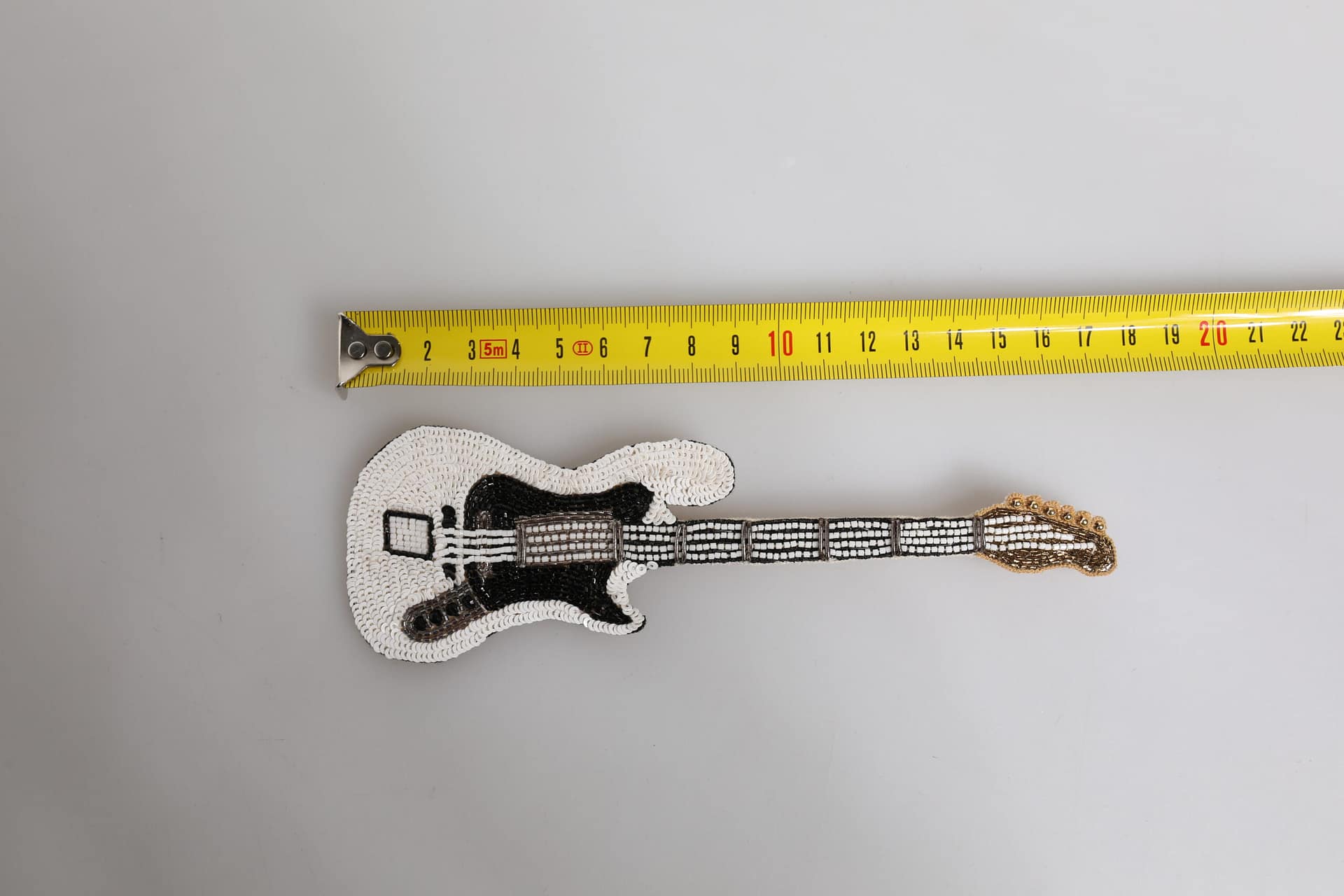 Dolce & Gabbana Gold Brass Logo Beaded Guitar Pin Brooch - Image 5