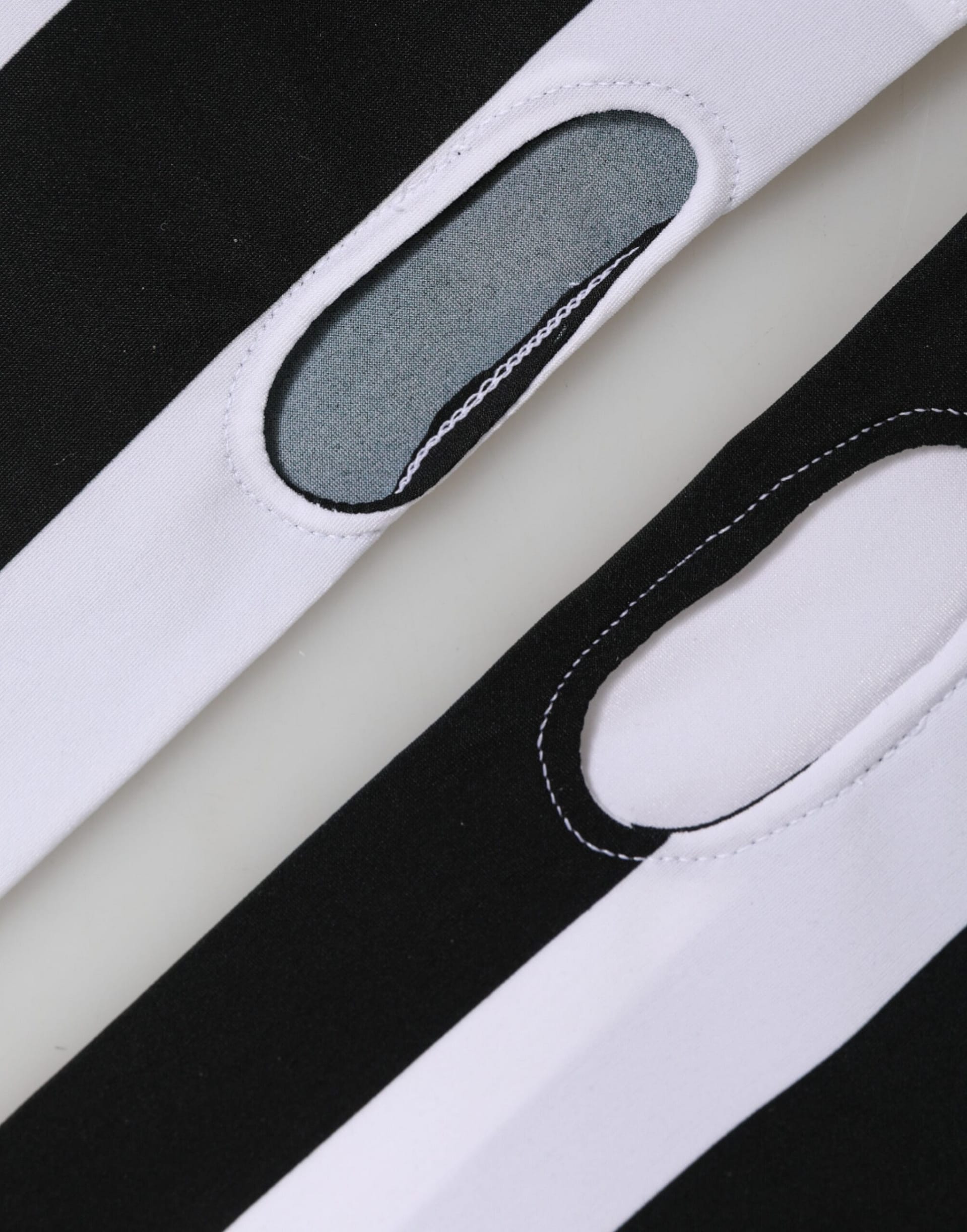 Dolce & Gabbana Black White Nylon Fingerless Wrist Length Gloves - Image 4